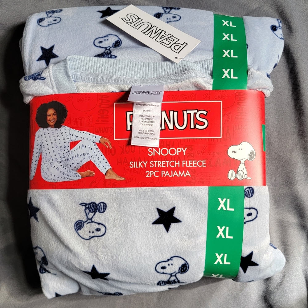 Blue fleece Peanuts Snoopy 2 piece pajamas